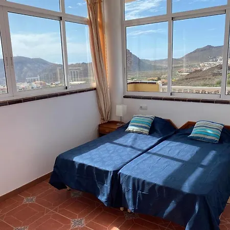 לינה וארוחת בוקר Libertad Tenerife Adults Only