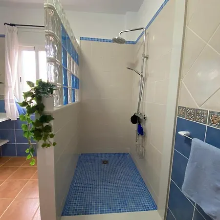 לינה וארוחת בוקר Libertad Tenerife Adults Only ארונה